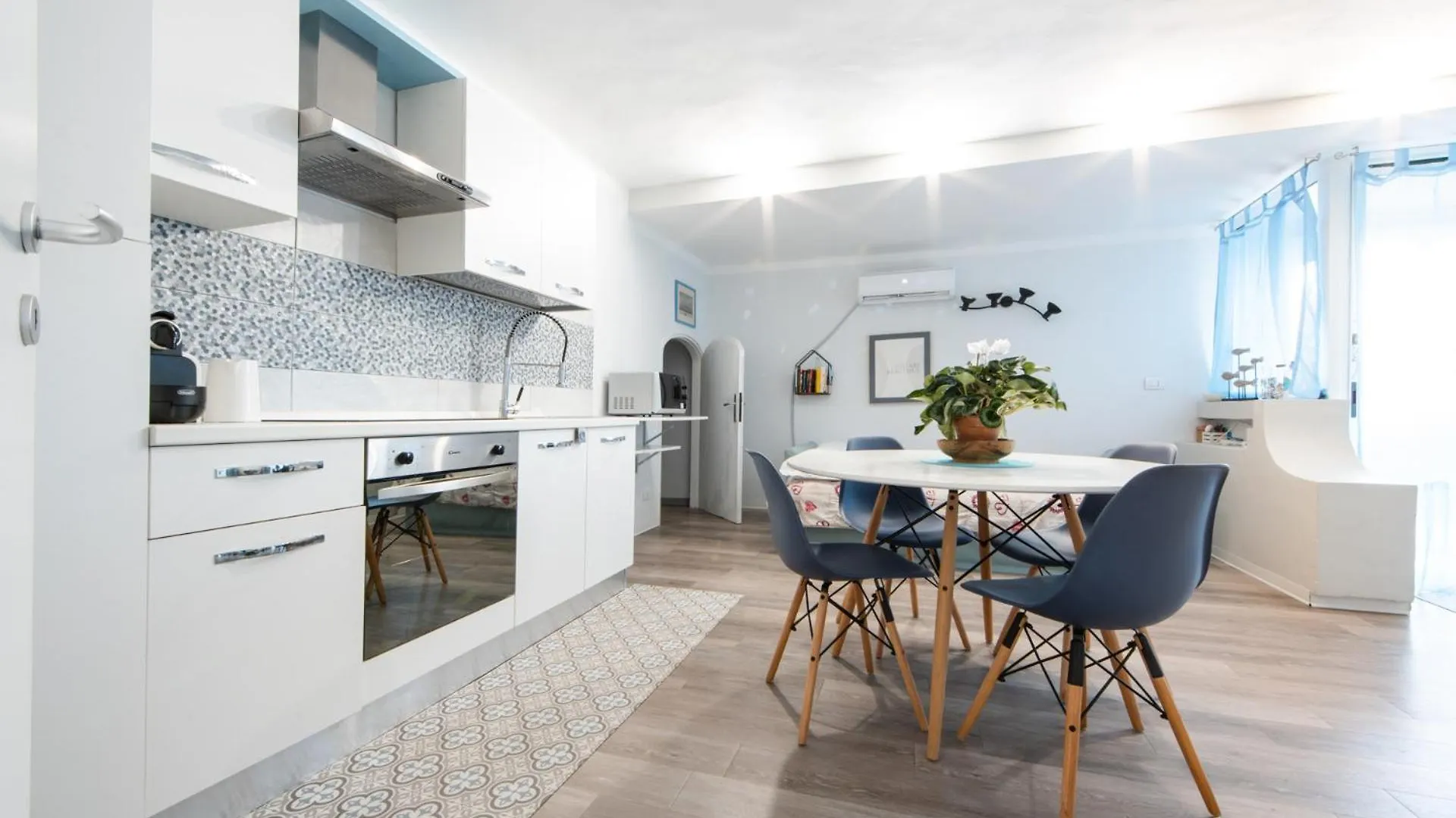 Il Viaggiatore Holiday Finale Ligure Apartment 0*,  Italy